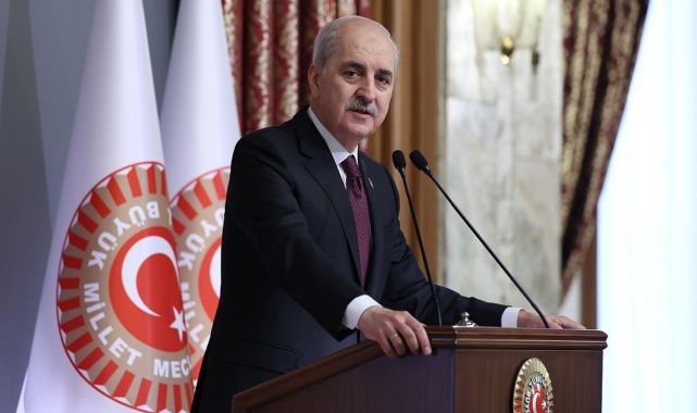 Kurtulmuş: Bayrağımıza uzanan her el tüm milletimize ve asırlık kardeşliğimize uzanmıştır