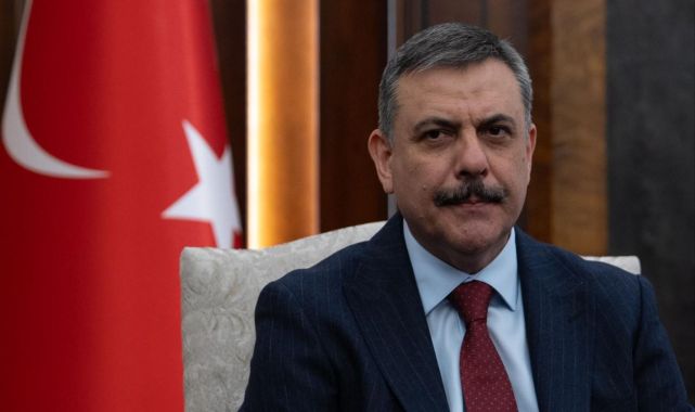 Bakan Çiftçi'den engelli aracının lastiği patlayan depremzedenin sınava yetiştirilmesine ilişkin paylaşım