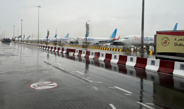 Dubai'de Havalimanı çevresinde İHA saldırısı sonucu yangın çıktı: Uçuşlar askıya alındı