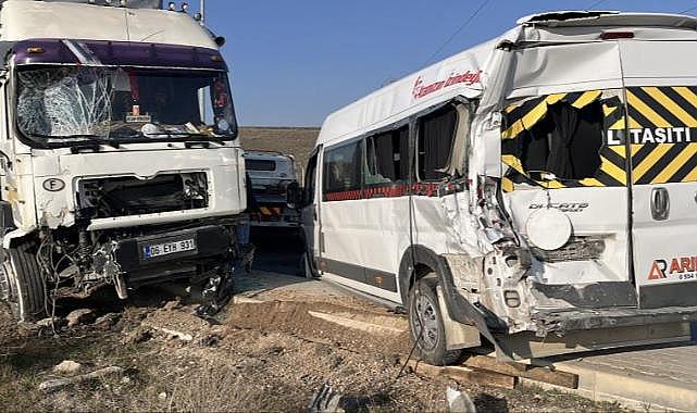 Eskişehir'de zincirleme trafik kazası: 12 yaralı