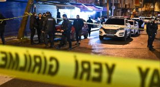 İstanbul'da 1 jandarmanın yaralandığı operasyonla ilgili 5 şüpheli tutuklandı