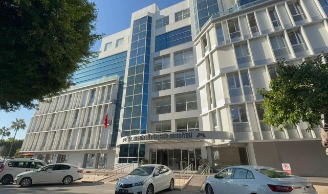 Mersin Büyükşehir Belediyesine rüşvet operasyonu