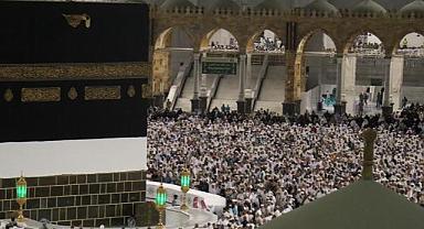 Umre seyahatlerinde vatandaşlara kayıt dışı organizasyon uyarısı