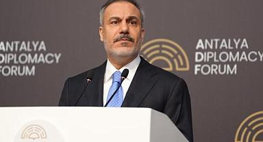 Bakan Fidan, Antalya'da kritik 