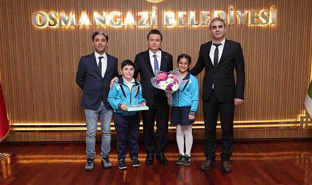 Başkan Aydın Koltuğu Geleceğin Teminatı Çocuklara Bıraktı