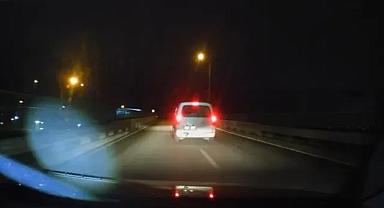 Bursa'da kargo aracını çalan hırsızı polis kovaladı