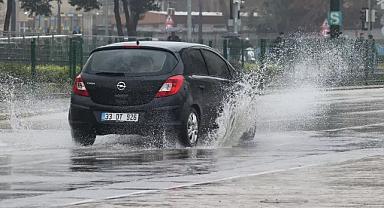 Güneyde şiddetli yağmura dikkat