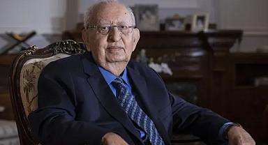 Hüsamettin Cindoruk hayatını kaybetti