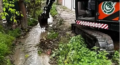 İnegöl'de sulama kanalı temizliği​​​​​​​