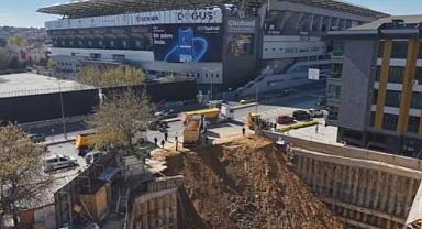 Kadıköy'de inşaat alanındaki duvar çöktü