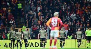 Kocaelispor ile berabere kalan Galatasaray, şampiyonluk yarışında yara aldı
