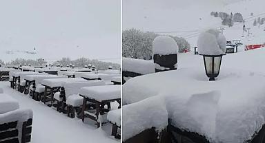 Mayıs ayına günler kala kış geri döndü! Tam 1 metre kar var