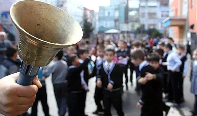 Yapılan kanlı saldırılar sonrası okullarda bir dönem sona erdi