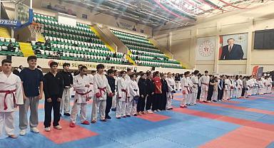 Yıldırımlı karateciler turnuvadan 65 madalya ile döndü
