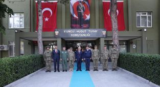 Bakan Güler, Edirne'de 9'uncu Hudut Tugay Komutanlığını ziyaret etti
