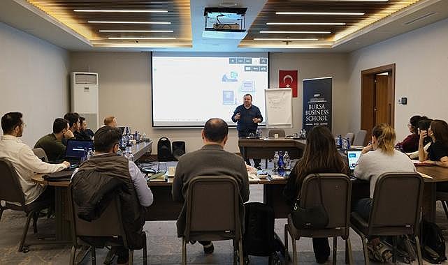BBS ve BÜYEM'den Yapay Zekâ Destekli E-Ticaret Programı