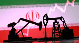 Brent petrolün varil fiyatı artan Orta Doğu gerilimiyle yüzde 3'ten fazla yükseldi