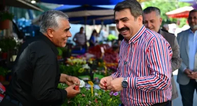 Yıldırım'da Başkan Yılmaz pazarda bayramlaştı