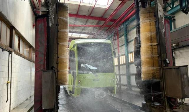 Bursa'da toplu ulaşım araçlarında bayram temizliği