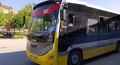 BURULAŞ'ın kadın otobüs sürücüsünden örnek davranış