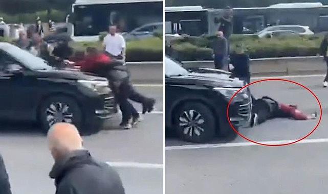 CHP Genel Merkezi önünde araç kalabalığa dalıp bir kadına çarptı