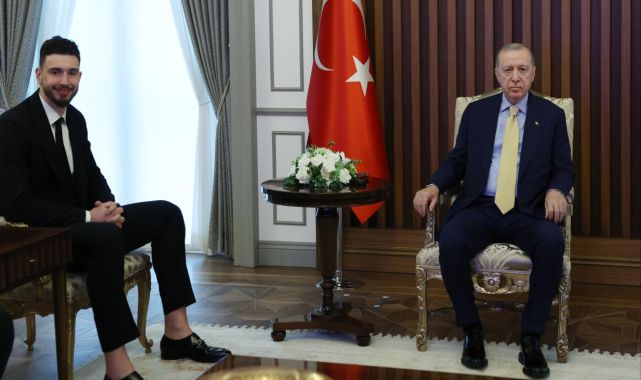 Cumhurbaşkanı Erdoğan, Alperen Şengün'ü kabul etti