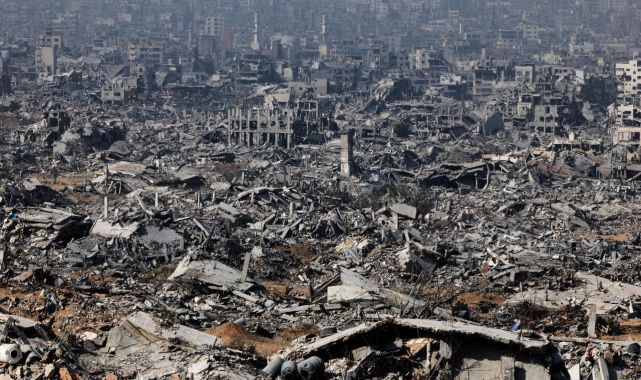 Gazze'deki Sivil Savunma: Ağır ekipman olmadan enkaz altındaki binlerce kişinin naaşına ulaşamayız