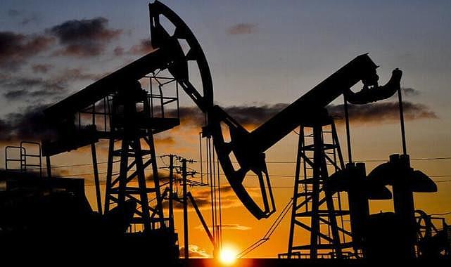 Hürmüz gerilimi petrolü yeniden yükseltti