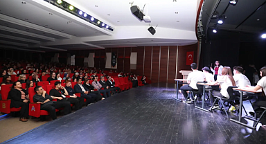 İnegöl'de Genç Suare Tiyatro Festivali başladı