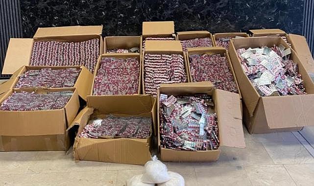 İstanbul'da 560 bin sentetik ecza hap ile 3 kilogram uyuşturucu ele geçirildi