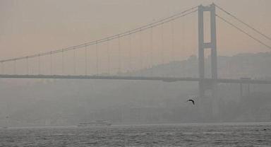 İstanbul güne sisle uyandı, vapur seferleri iptal