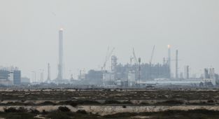Katar, savaşın başından bu yana Hürmüz Boğazından ilk LNG sevkiyatını yaptı