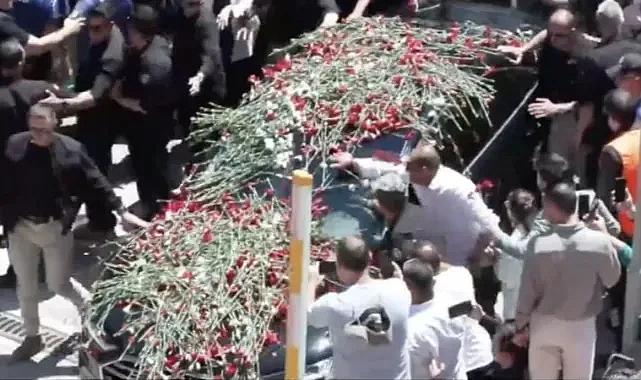 Kemal Kılıçdaroğlu'na CHP Genel Merkezi'nde coşkulu karşılama