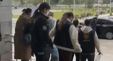 Kütahya’da kuyumcuyu düşük ayarlı altınla dolandıran 4 şüpheli yakalandı