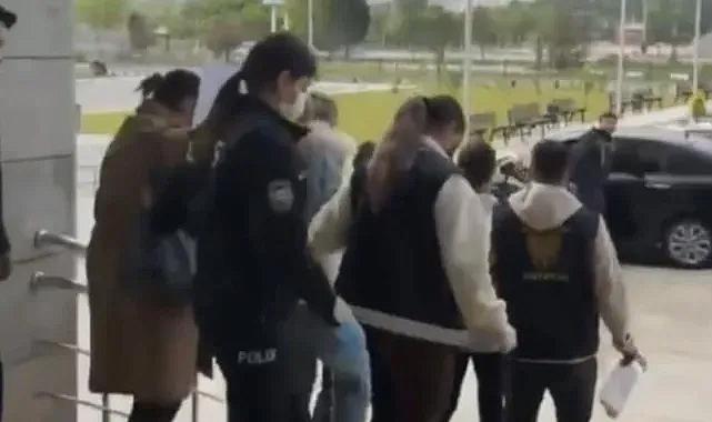 Kütahya’da kuyumcuyu düşük ayarlı altınla dolandıran 4 şüpheli yakalandı