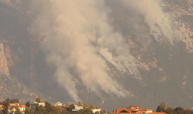Lübnan resmi ajansı: İsrail, Lübnan'ın güneyindeki çiftçileri fosfor bombalarıyla hedef aldı