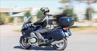 Motosiklet kazalarını azaltmak için düğmeye basıldı