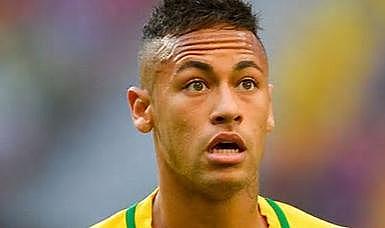 Neymar, milli takım kampına özel helikopter ile geldi