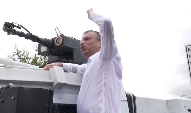 Özgür Özel, TOMA'ya çıktı: Makam odasını meraklısına bıraktık