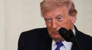Trump'tan İran saldırısını erteledim açıklaması