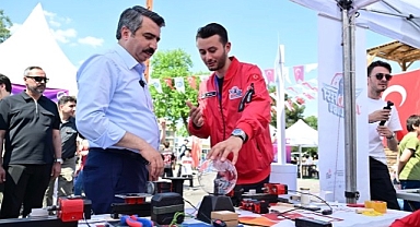 Yıldırım'da 19 Mayıs coşkusu teknolojiyle birleşti