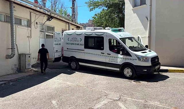 17 yaşındaki genç, babasını öldürdü