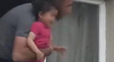 3 yaşındaki kızını rehin alan baba vurularak etkisiz hale getirildi