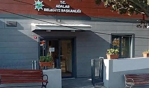 Adalar Belediyesi'ne mali şube baskını: 24 imar dosyasına el konuldu