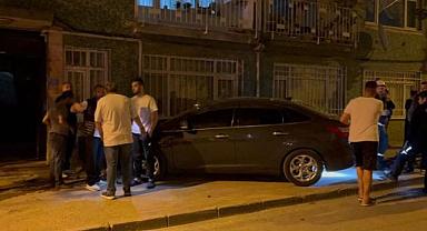 Alkollü sürücünün çarptığı araç doğal gaz kutusunu patlattı