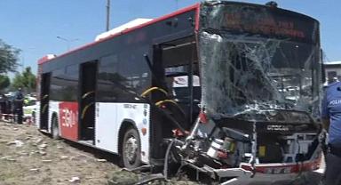Ankara'da EGO otobüsü kaza yaptı: 1 ölü, 9 yaralı