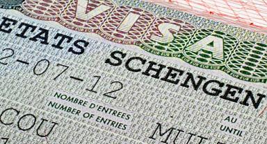Avrupalı ülkelerden Ruslara verilen Schengen vizelerine kısıtlama çağrısı