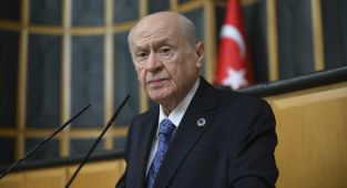 Bahçeli'den Kadir İnanır için başsağlığı mesajı