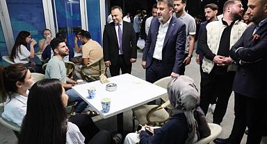 Başkan Vekili Biba öğrencilerle bir araya geldi
