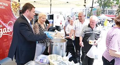 Birlik ve Beraberliğin Simgesi Aşure Osmangazi’de Paylaşıldı
